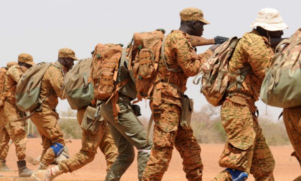 Burkina Faso ordusu köye baskın düzenledi, onlarca sivili katletti