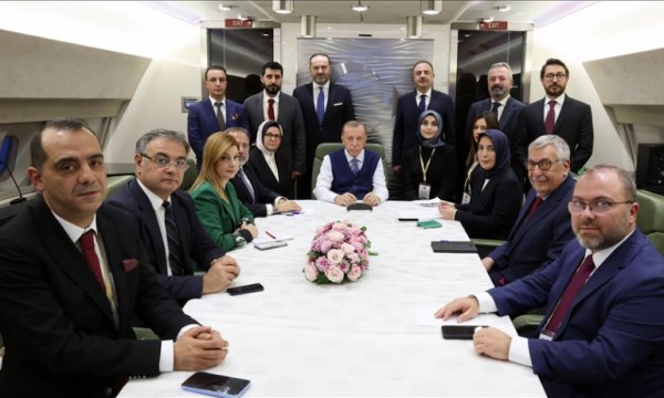 Erdoğan: Putin'e Esad'la liderler görüşmesi teklif ettim