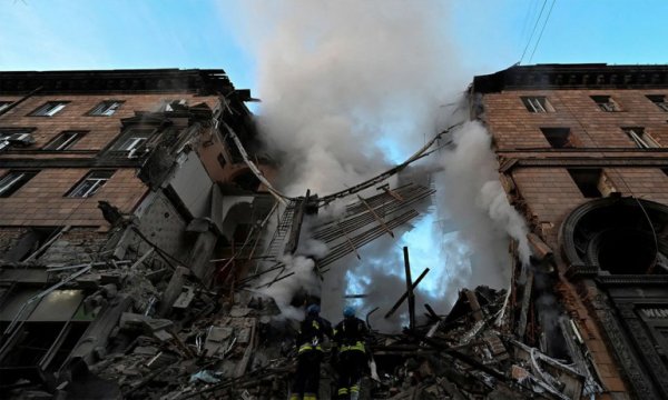 Rusya rotayı yeniden başkente çevirdi: Kiev'de art arda patlamalar