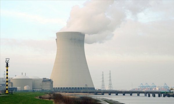 AB üyesi 13 ülke elektriğin 4'te 1'ini nükleer santrallerden elde etti