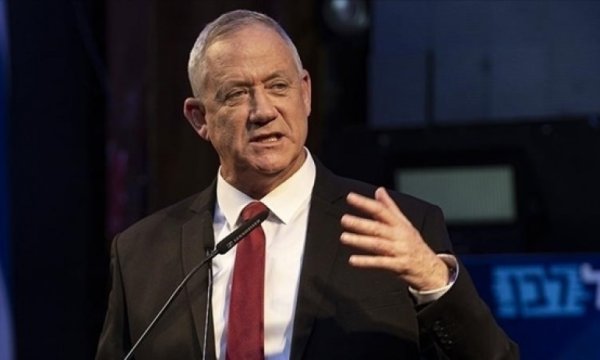 Siyonistleri ikinci vatanı oldu; Gantz Sürpriz bir şekilde Bahreyn'e gitti
