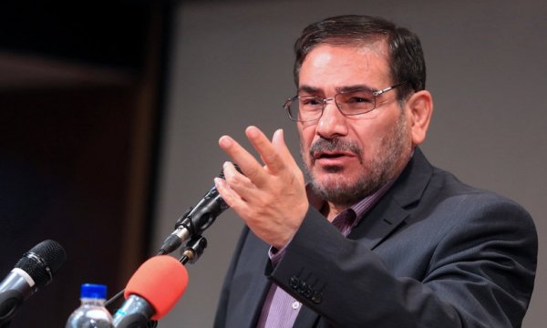 'ABD anlaşmazlıklarının bedelini İran halkının yasal haklarını ihlal ederek ödeyemez'