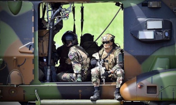 Fransa Mali’den sonra Nijer’i hedef aldı