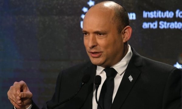"İran'la yeni nükleer anlaşma öncekinden daha zayıf olacak"