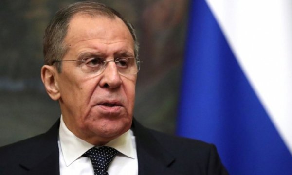 Putin ile görüşen Lavrov: Batıyla anlaşma şansı her zaman var