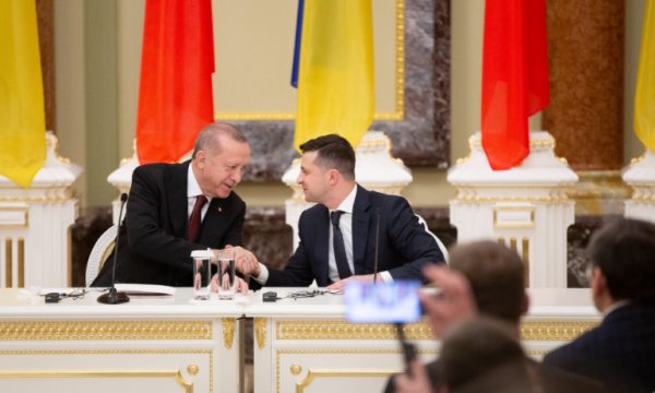 Cumhurbaşkanı Erdoğan gri bölgeden çıkamıyor