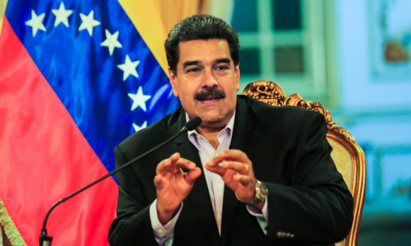 ABD, Maduro'ya petrol dilenmeye gitti