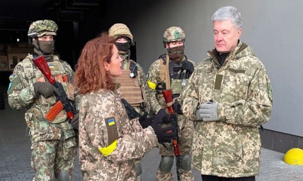 'Arkadaşlarımızı zamanında Irak kamuflajı veya Filistin bayrağıyla görmek isterdik'