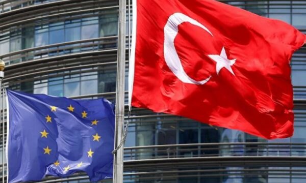 Avrupa Birliği'nden Türkiye'ye Rusya baskısı