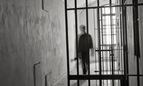 İsrail güçleri, ağır sağlık sorunları olan Filistinli mahkuma işkence etti