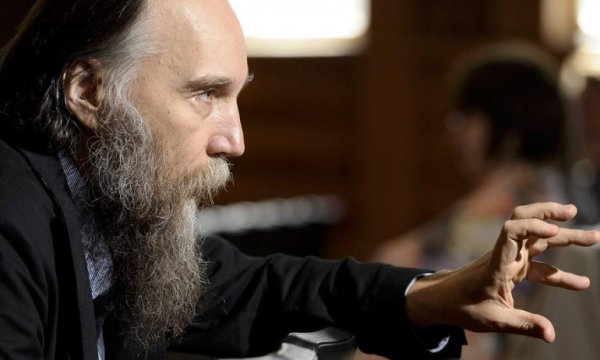 Dugin: Dünyayı yok ederiz!