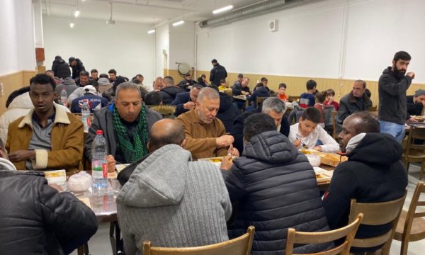 İsviçre'de Ramazan Ayı ve İftar sevinci