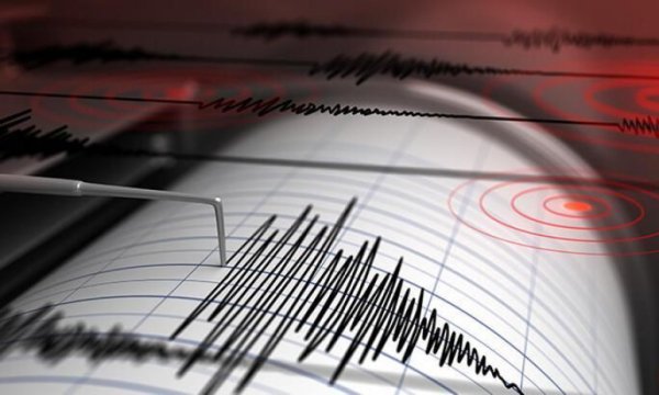 Van Saray'da deprem