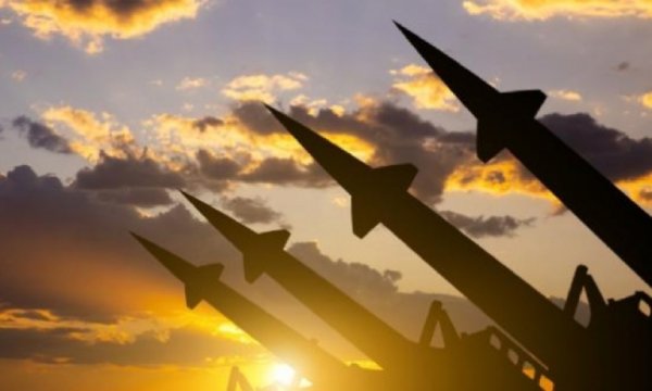 Dünyada nükleer silah başlığı sayısı 12 bin 705'e yükseldi