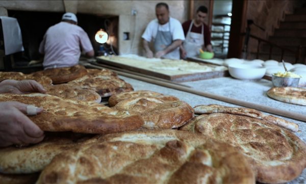 Ramazan pidesi ustaları yoğun mesaide