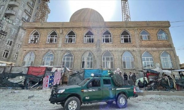 Afganistan'da camide meydana gelen patlamada şehit sayısı 10'u geçti