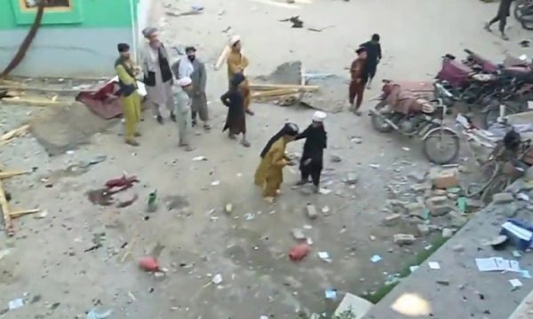 Afganistan'da camiye bombalı saldırı: 34 ölü, 47 yaralı