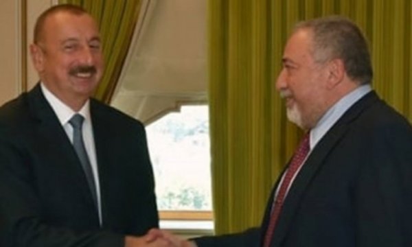 Siyonist Bakan, Bakü'de İlham Aliyev ile görüştü