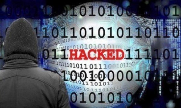Siyonist İsrail'de İki Radyo İstasyonu Hacklendi