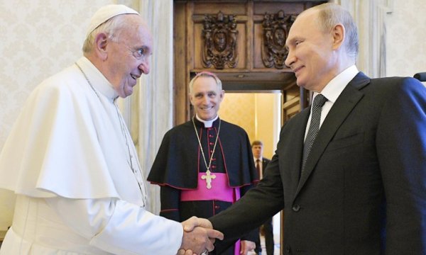 Papa, Putin'in kapısını çalmaya hazırlanıyor 
