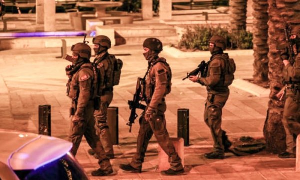 Irkçı İsrail güçleri biri 17 yaşında 2 Filistinliyi şehit etti