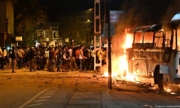 Ekonomik krizle boğuşuyordu: O ülke iflas etti
