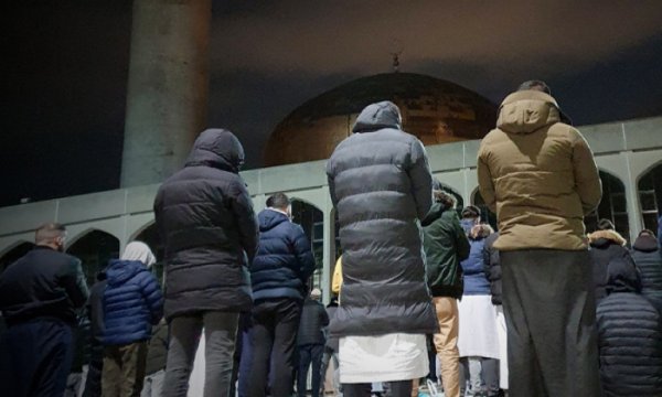 "İngiltere İslami kesimi baskı altına almaya odaklanıyor"