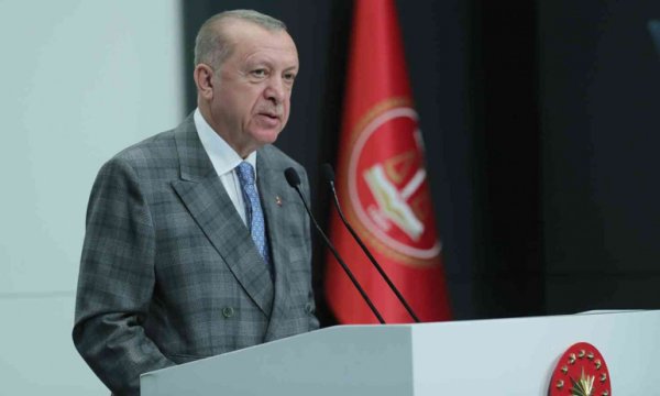 Erdoğan: İsveç ve Finlandiya'nın üyelik kabulü riskli