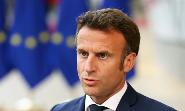 Macron, Fransa ve Avrupa'nın 'savaş ekonomisi' vaziyetine girdiğini söyledi