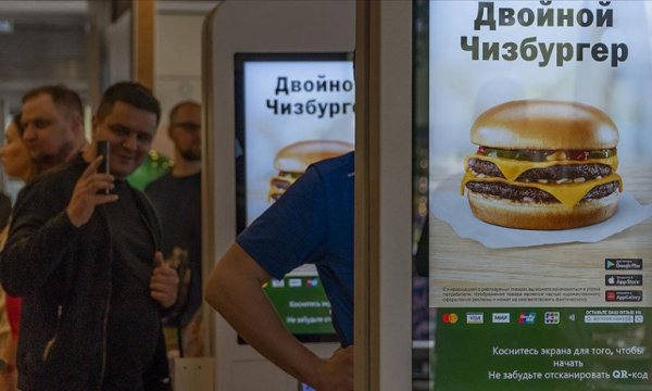 Rusya'da McDonald’s restoranları yeni ismiyle tekrar açıldı