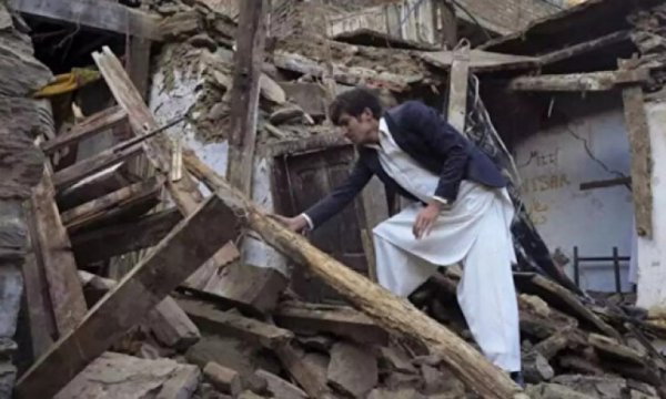 Afganistan'da büyük deprem: 280 kişi hayatını kaybetti