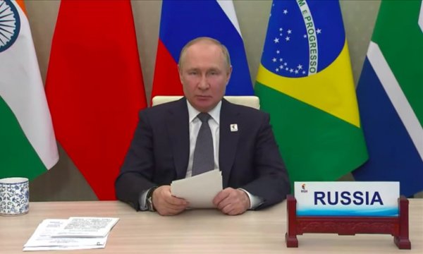 Putin küresel ekonomik krizden çıkış yolu önerdi 