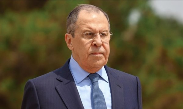 Lavrov: "Kararları Zelenskiy değil Washington alıyor"