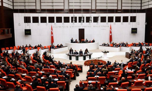 Milletvekili maaşlarına zam