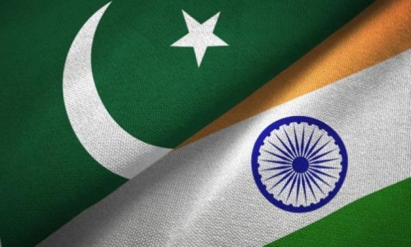 Pakistan ve Hindistan, mahkum listelerini birbirleriyle paylaştı