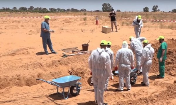 Libya'da 100 toplu mezar bulundu