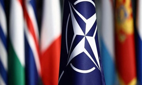 "NATO, Ukrayna gerginliğine son verme niyetinde değil" 