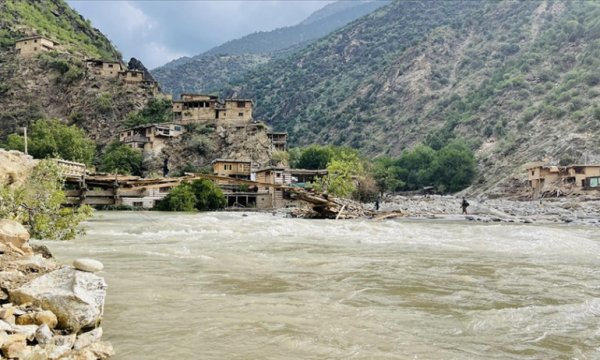 Afganistan'da son bir haftada sel felaketlerinde 63 kişi öldü