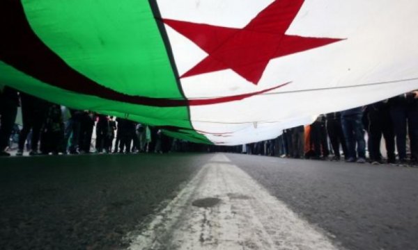 Cezayir'de "kara dönem" mahkumlarını serbest bırakacak kanun hazırlanıyor