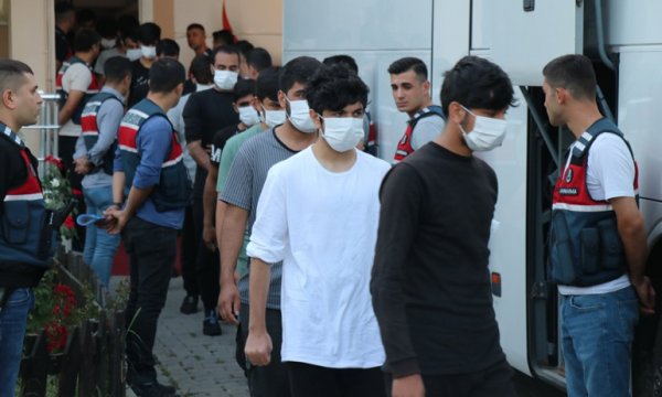 Afganistan uyruklu 542 kişi sınır dışı edilecek