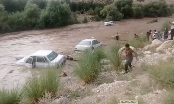 İran'da sel felaketinde 20 kişi hayatını kaybetti