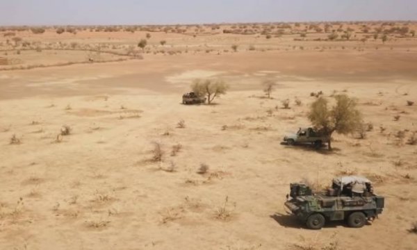 Mali ordusuna eş zamanlı saldırılar: 15 ölü