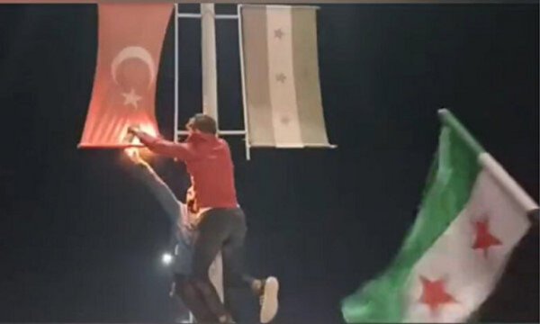 Esad ile diyalog başladı... Özgür Suriye Ordusu Türkiye'ye karşı ayaklandı