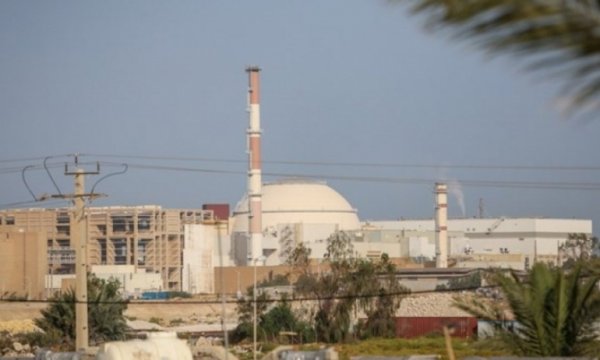İran'ın Buşehr nükleer santrali deniz suyunu tatlandırıyor