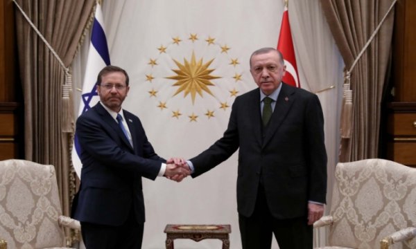 Siyonist rejimle normalleşme tüm hızıyla devam ediyor