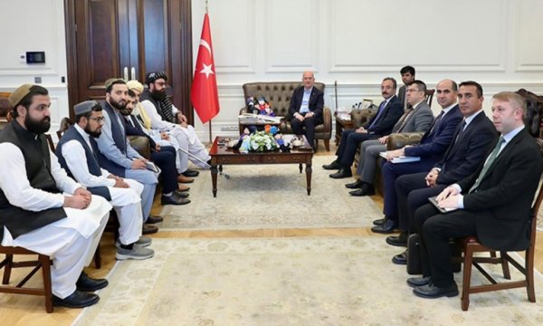 Soylu, Taliban heyetiyle görüştü