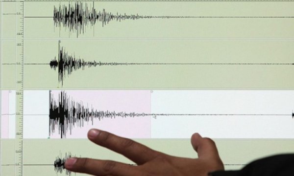 Endonezya açıklarında 5,9 büyüklüğünde deprem oldu