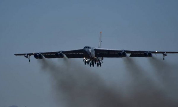 ABD bombardıman uçakları Orta Doğu semalarında