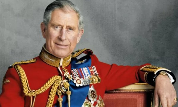 Prens Charles İngiltere'nin yeni kralı oldu