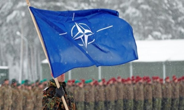 Cinayet şebekesi NATO: Kiev'e tedarik nedeniyle silah rezervimiz azaldı